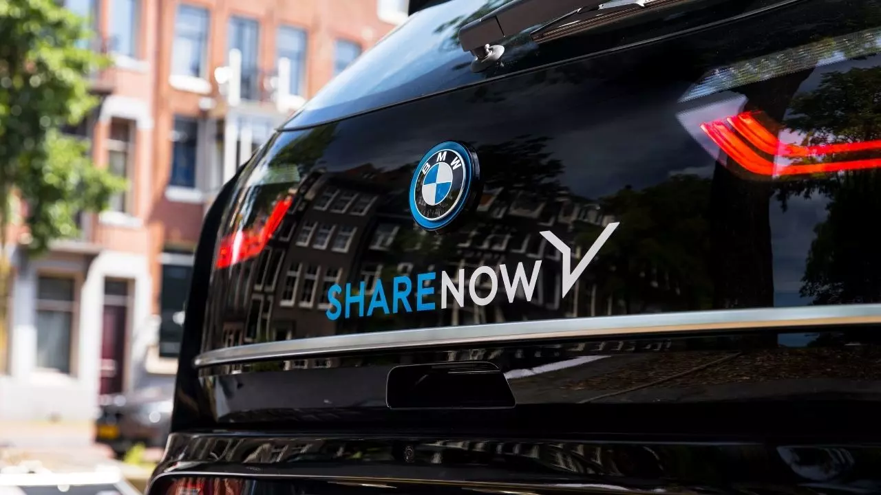 What Is An Electric Car Sharing Service?